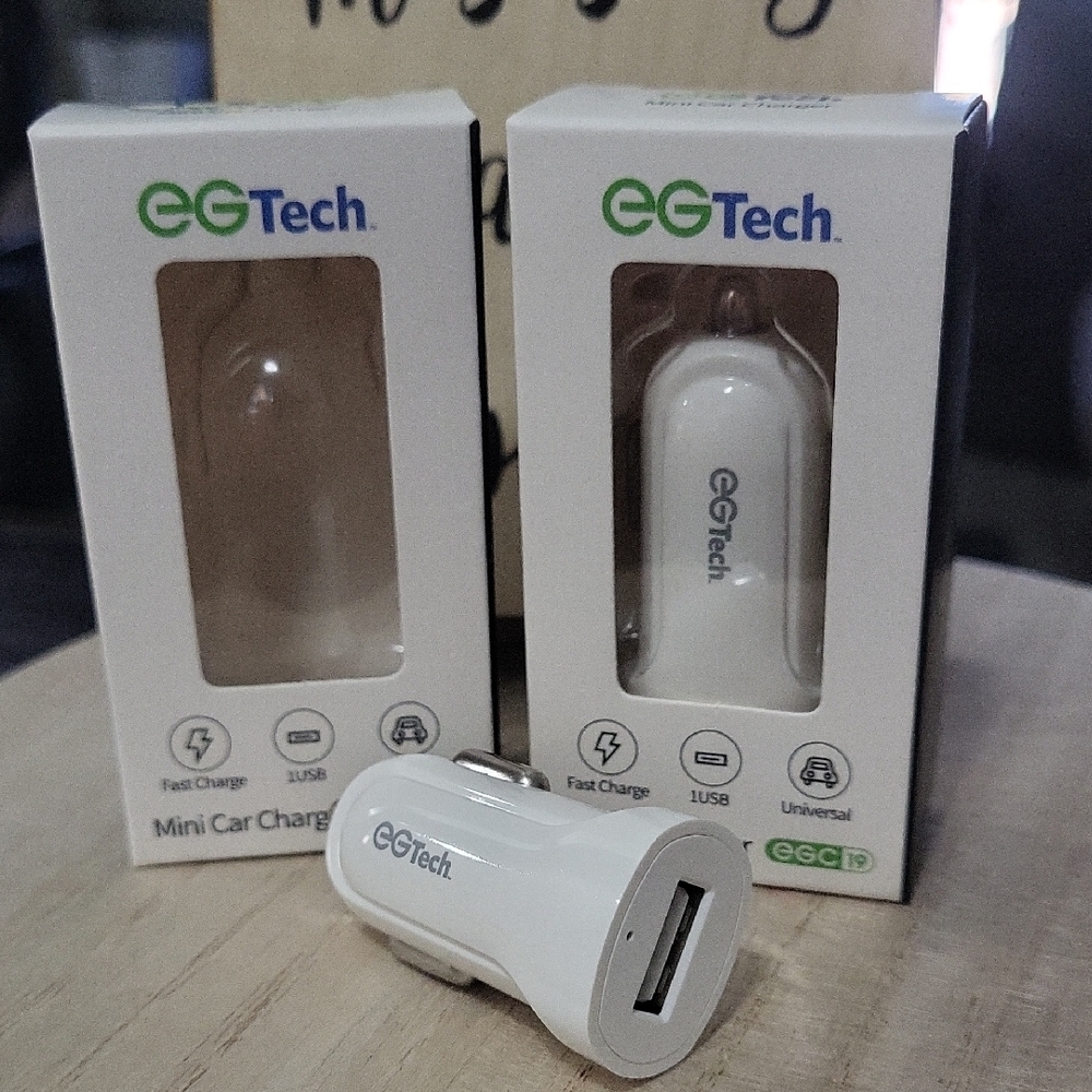 White Mini Car Charger